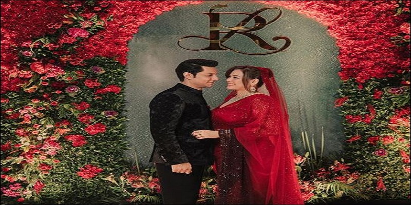 Randeep Hooda shares photos from their wedding reception with his wife, Lin Laishram