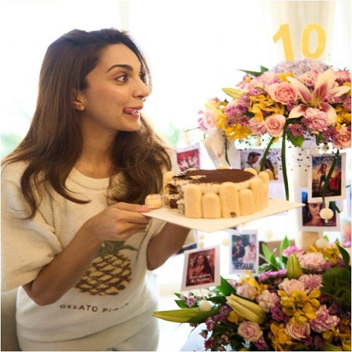 Kiara Advani drops Inside pictures Of Celebrating 10 Years In Bollywood