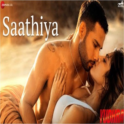 Siddhant Chaturvedi and Malavika Mohanan’s oozes electrifying chemistry in this romantic track