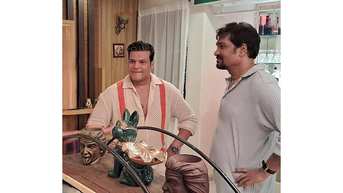 CID’s iconic duo Dayanand and Aditya reunite in a new avatar for suspense thriller ‘Hello Knock Knock Kaun Hai’ CID’s iconic duo Dayanand and Aditya reunite in a new avatar for suspense thriller ‘Hello Knock Knock Kaun Hai’